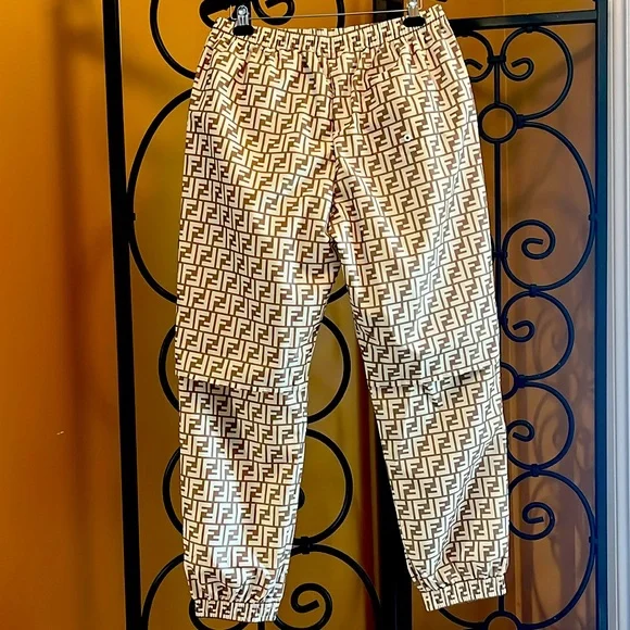 FENDI 2022 Zucca Monogram Collection - Picture 5 of 16